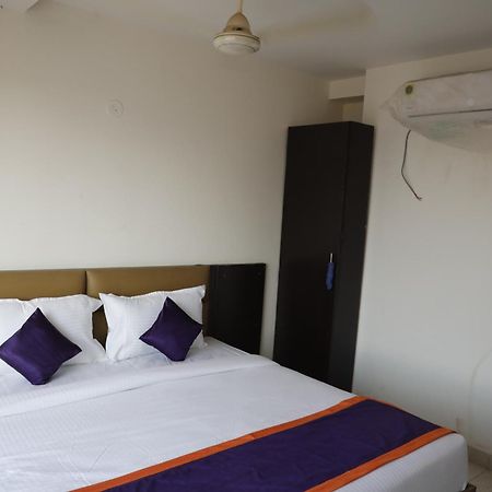 Balaji Gold Inn Hotel Hubli Buitenkant foto